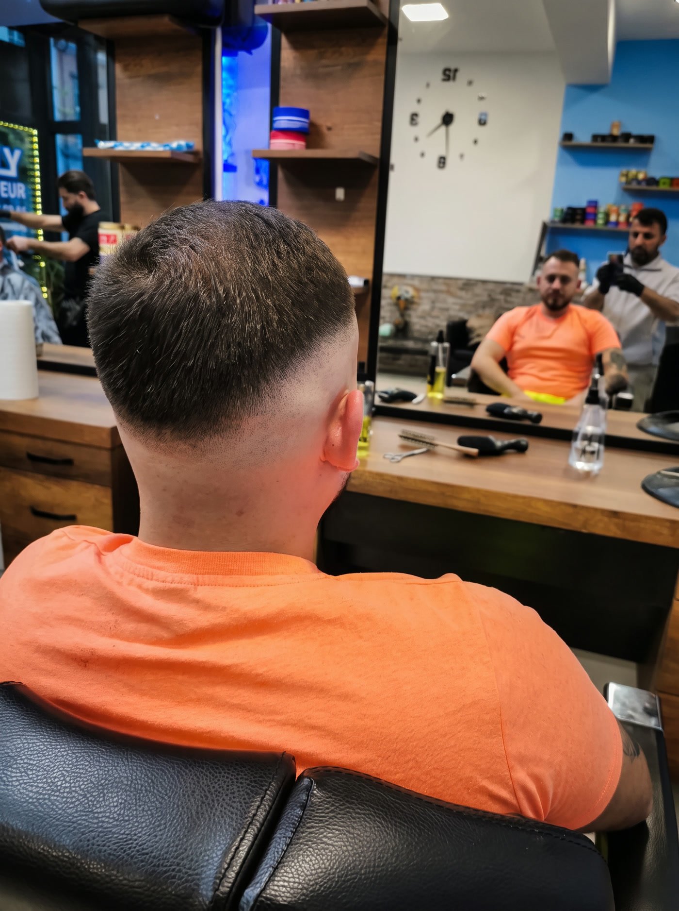 Kurzhaarschnitt bei Zerey Herren Coiffeur